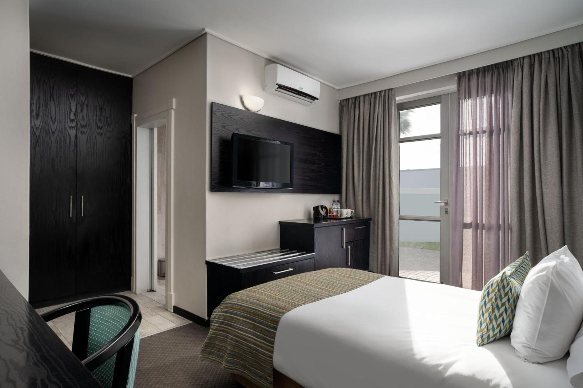 Protea Hotel By Marriott Walvis Bay Indongo Εξωτερικό φωτογραφία